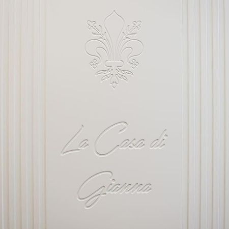 Keys Of Italy - Sgiuseppe 18 - Monolocale Intimo E Conveniente A Santa Croce Apartment Florence Exterior photo